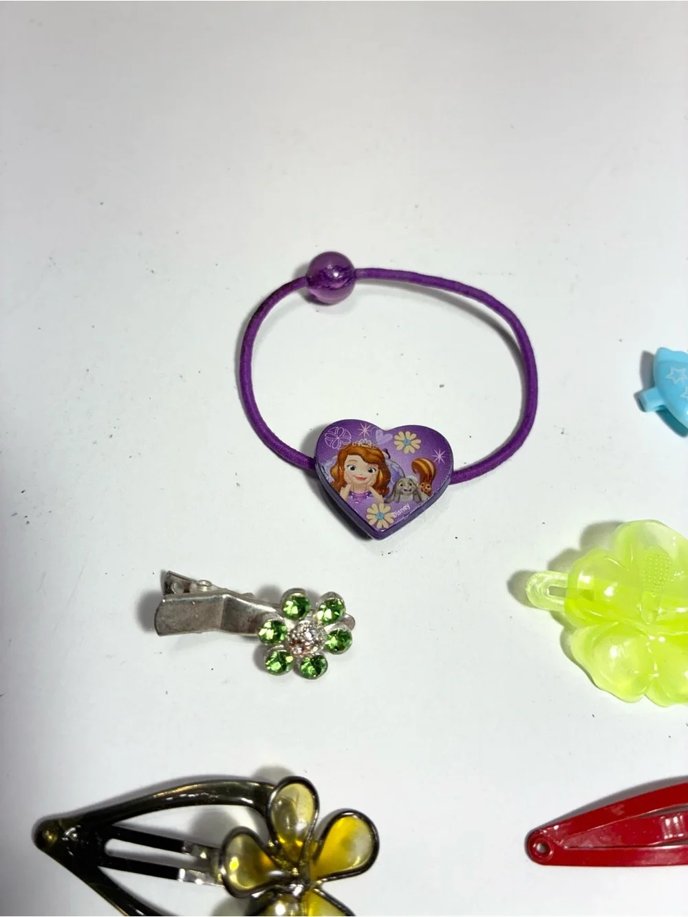 Y2K VTG Kids Hair Accessory Lot Hello Kitty Sofia Flower Clips 36 Pc